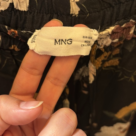 Mango like new with pockets wide leg pants - Picture 5 of 7